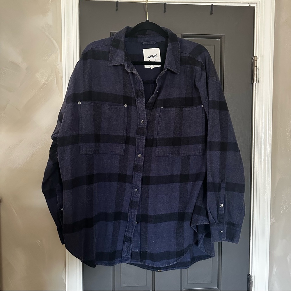 aerie Navy and Black Plaid Button-Down Shirt